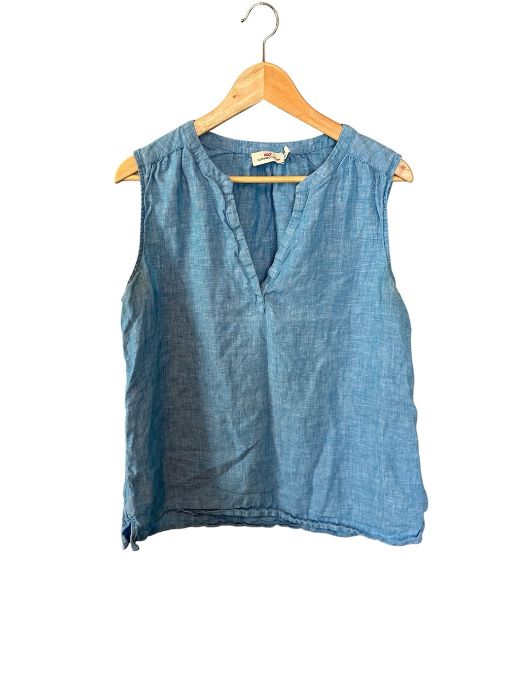 Vineyard Vines Chambray Blue Sleeveless V-Neck Tank